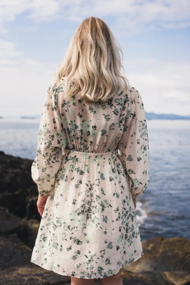 Anna Dress Green Tint Flower