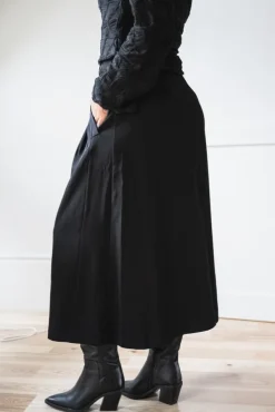 Anya Pleat Skirt Black