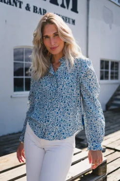 Astrid Shirt Q Harbor Flower