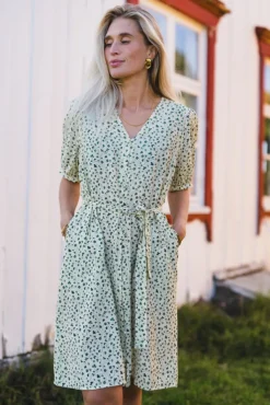 Astrid 2/4 V Shirt Dress Eng Ivy Flower