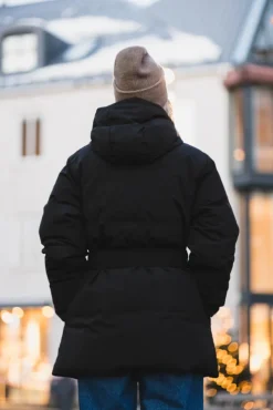 Besseggen Light Down Jacket Black