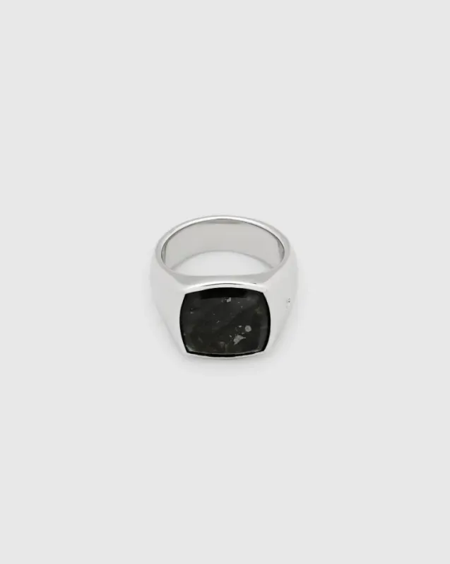 Cushion Black Larvikite