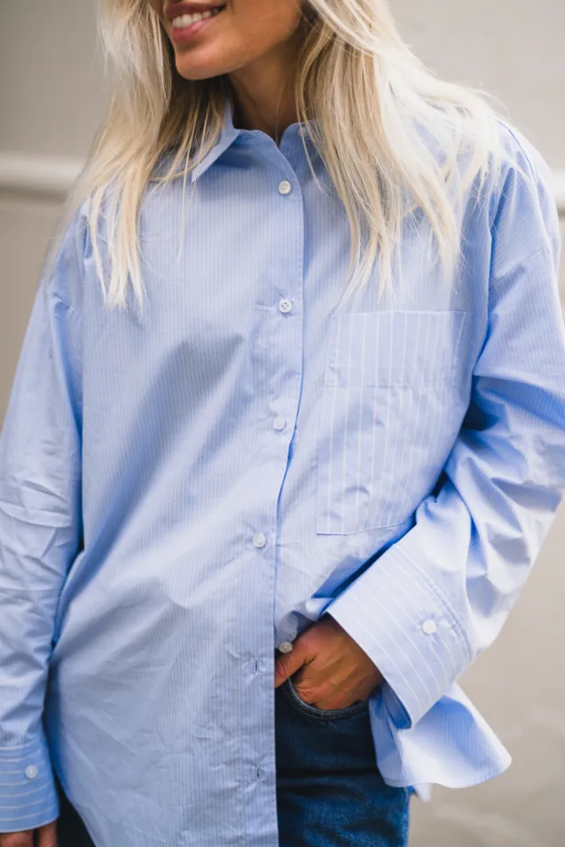 Derris Shirt Blue Iris Stripe Small