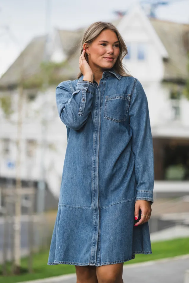 Dophina Dress Washed Medium Blue