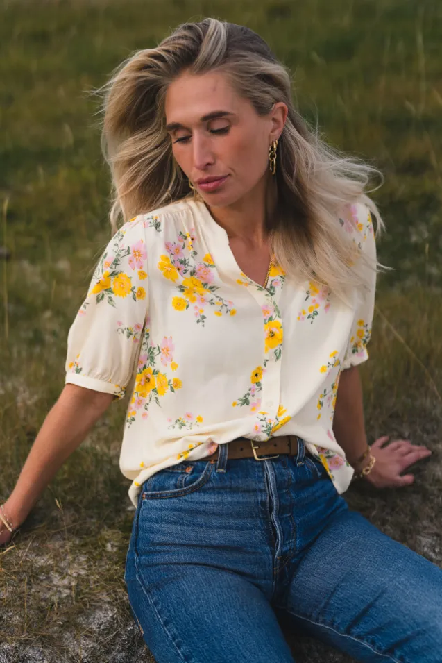 Irene 2/4 Shirt Mimosa Flower