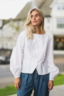 Lelo Fitted Shirt Pure White