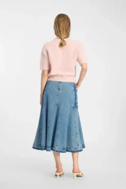 Locca Knit Rose