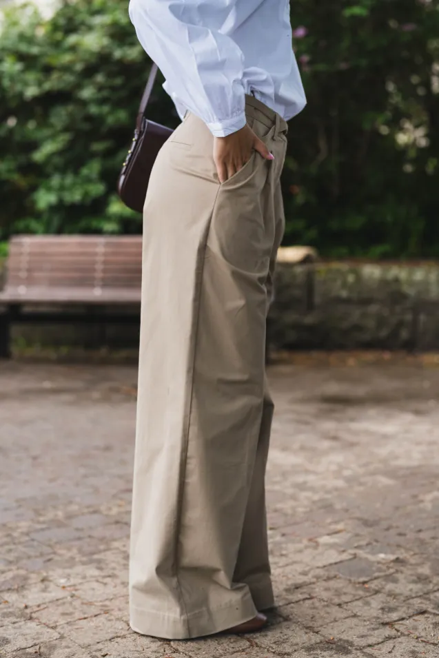 Malba Solid Pants Camel