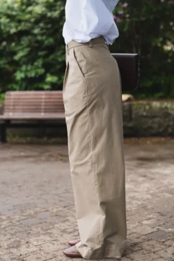 Malba Solid Pants Camel