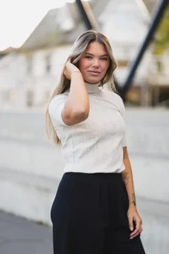Nikola Kellsie SS Pullover Ecru