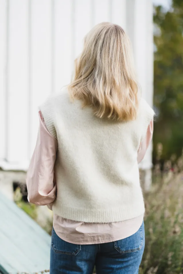 Pernille Vest White Alyssum