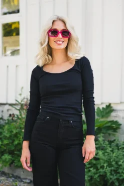 Polly Rib Scoop Neck Black