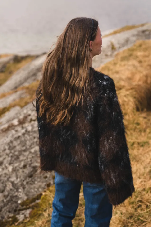 Roeme Check Fluffy Knit Blouse Dark Brown