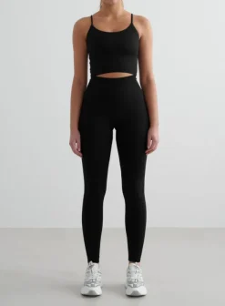 Shape Seamless Strap Singlet Black