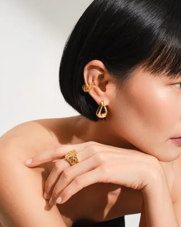 Twist Hoops Gold
